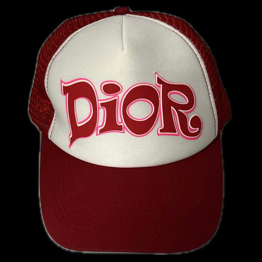 WORLD TOUR PREMIERE DIOR WHITE RED HAT (PRE-OWNED)