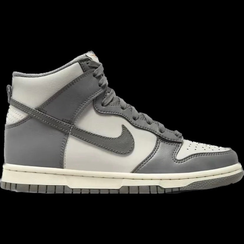 NIKE DUNK HIGH TWO TONE GREY (GS)