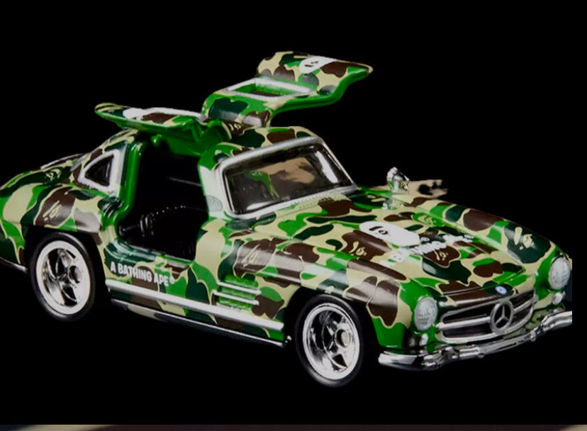 HOT WHEELS X BAPE 1955 MERCEDES-BENZ 300 SL CAMO