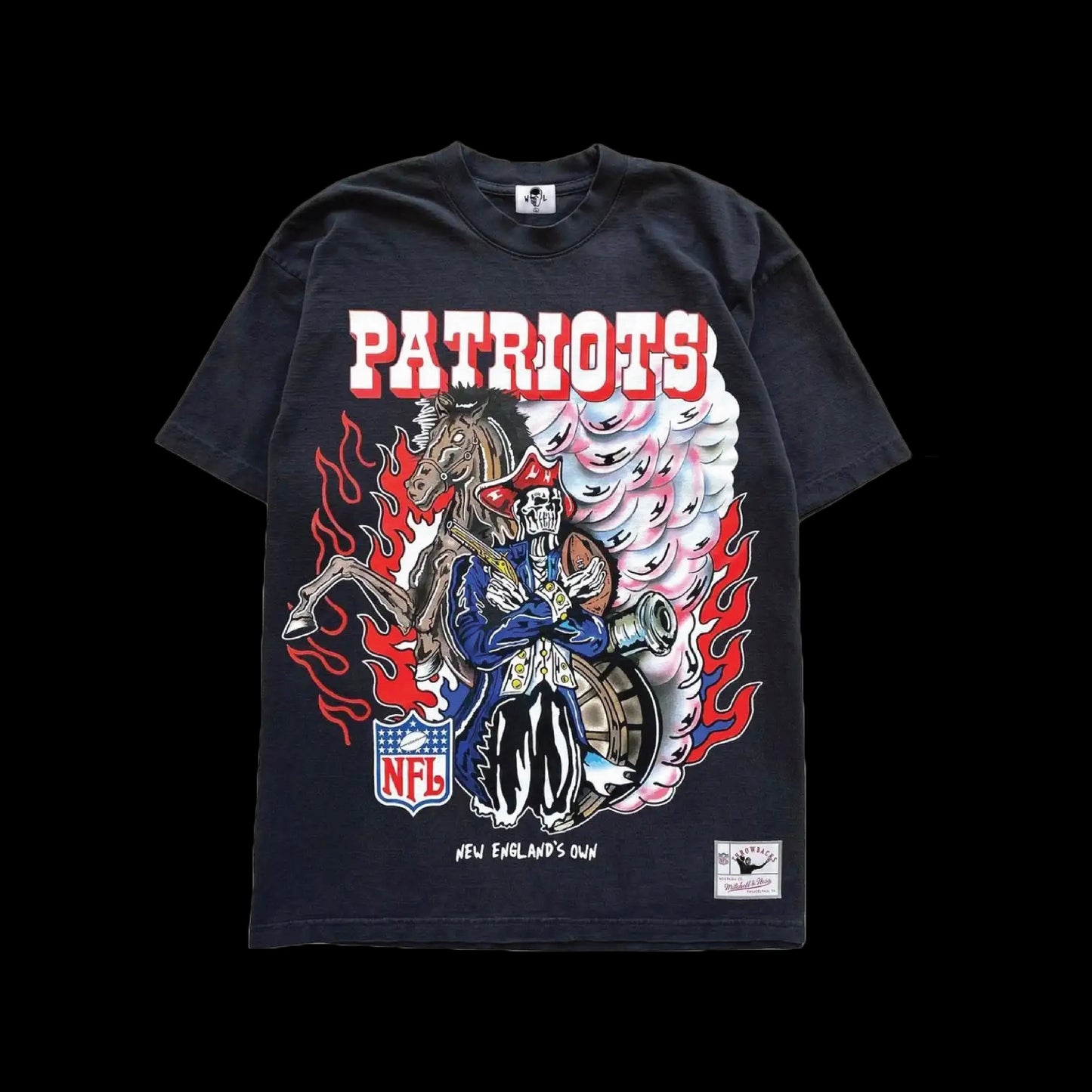 NEW ENGLAND PATRIOTS MITCHELL & NESS X WARREN LOTAS NFL T-SHIRT (BLACK)